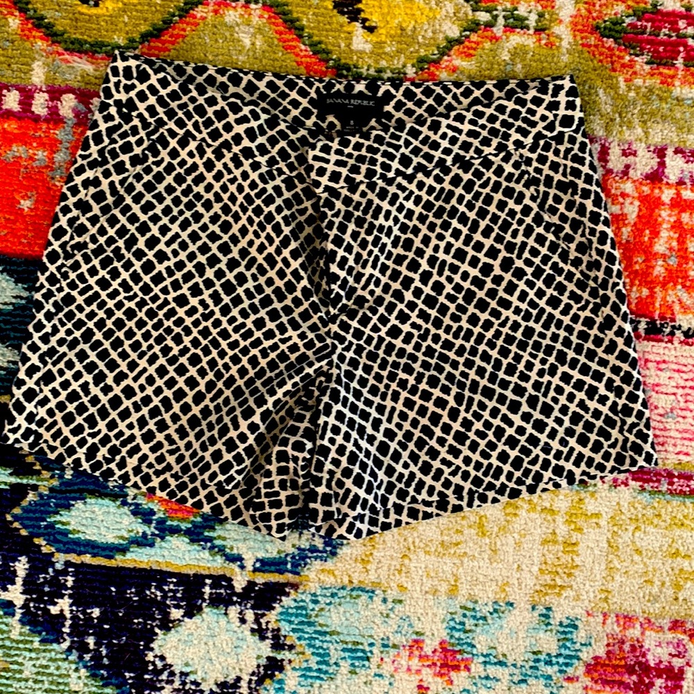 Banana republic size 8 shorts